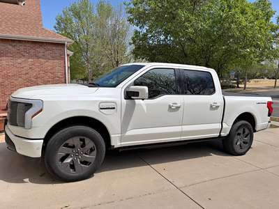 2023 Ford F150 Lightning - Platinum Pickup 4D 5 1\/2 ft