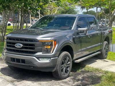 2022 Ford F150 SuperCrew Cab - Lariat Pickup 4D 5 1\/2 ft