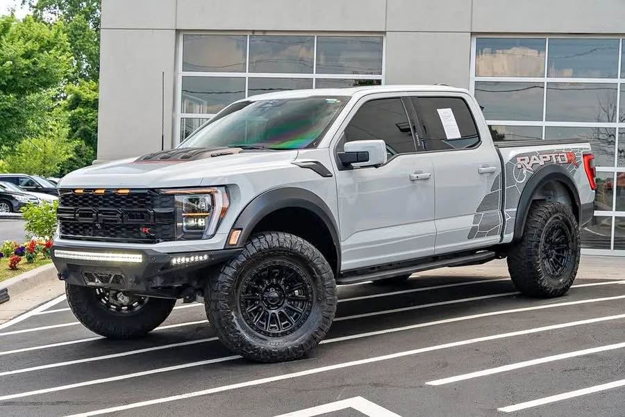 2023 Ford F-150 - Raptor