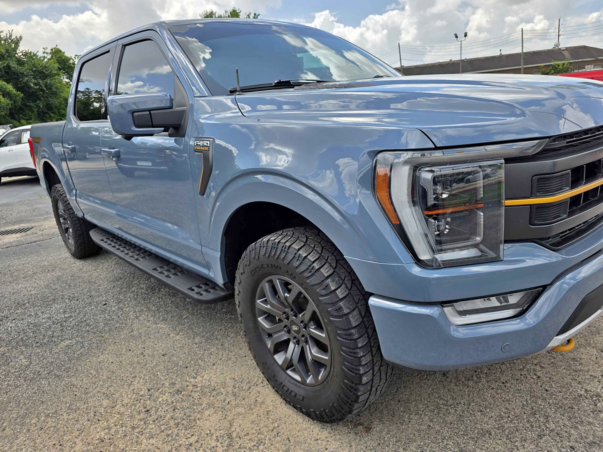2023 Ford F150 SuperCrew Cab - Tremor Pickup 4D 5 1\/2 ft