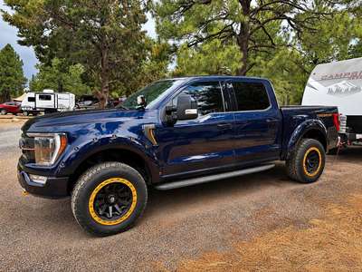 2022 Ford F-150 - FX4 Pickup 4D 6 1\/2 ft