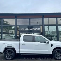 2023 Ford F-150 LARIAT 4WD SuperCrew 5.5' Box 6B99B3