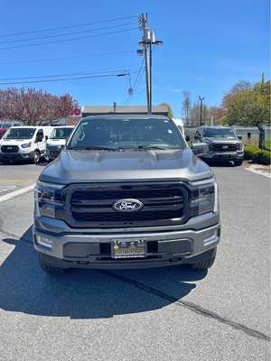 2024 Ford F-150 - Lariat Pickup 4D 6 1\/2 ft