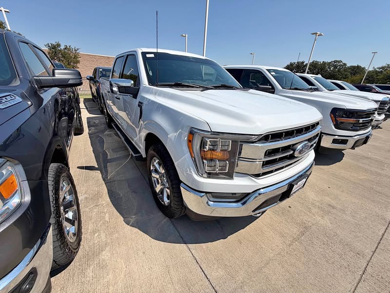 2023 Ford F150 SuperCrew Cab - Lariat Pickup 4D 5 1\/2 ft