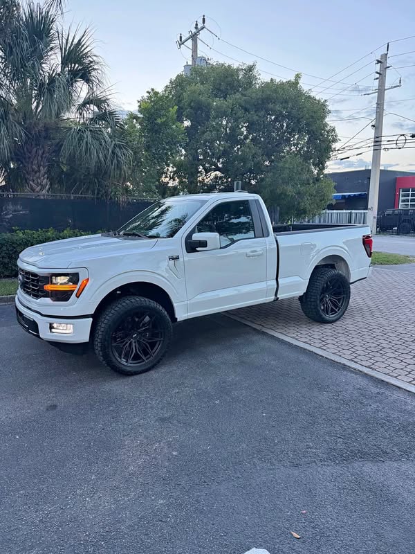 2024 Ford F-150 - Xl