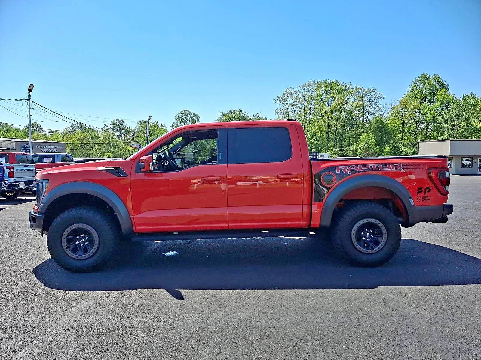 2022 Ford F150 SuperCrew Cab - Raptor Pickup 4D 5 1\/2 ft