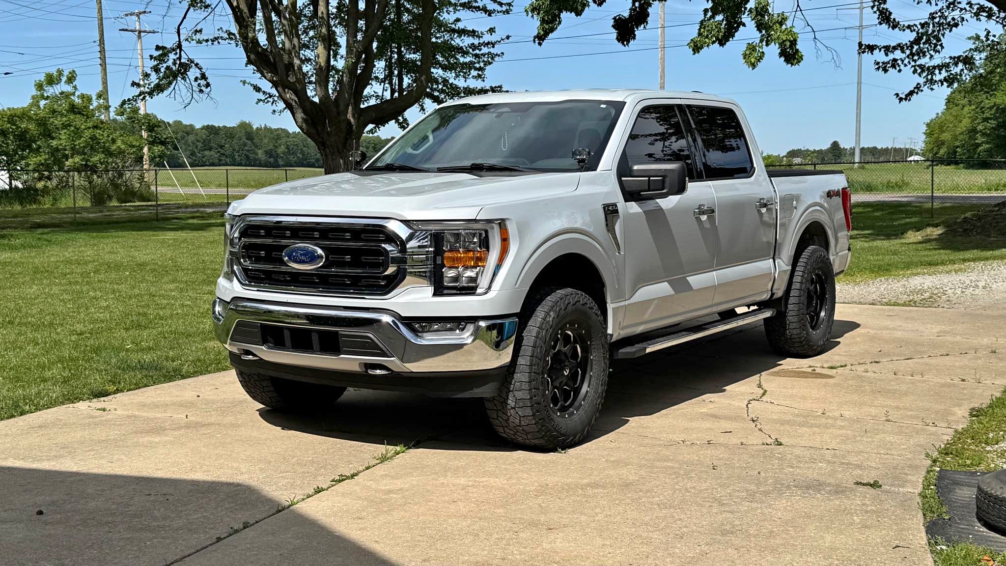 2021 Ford F-150 - XLT Pickup 4D 5 1\/2 ft