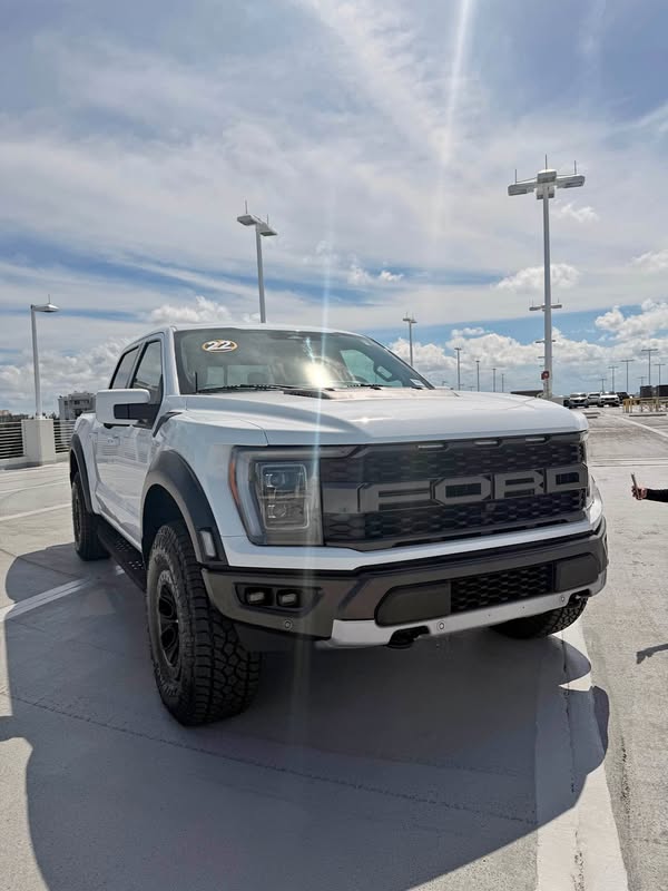 2022 Ford F-150 - Raptor Pickup 4D 5 1\/2 ft