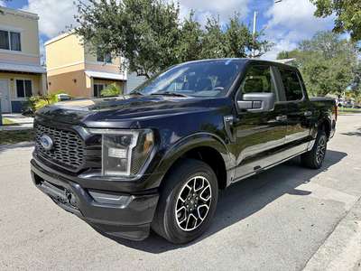 2022 Ford F150 SuperCrew Cab - STX Pickup 4D 5 1\/2 ft