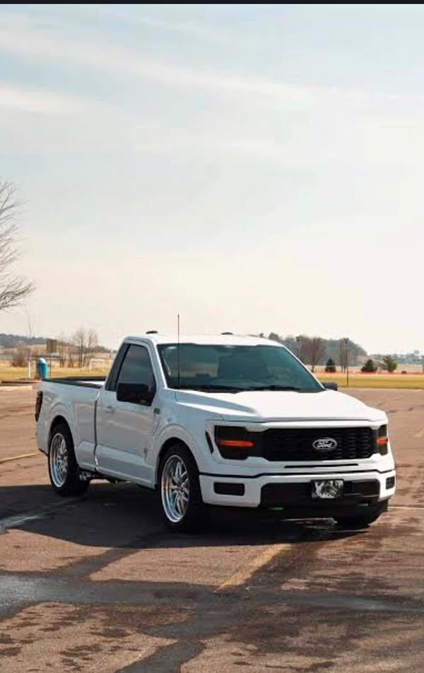 2024 Ford F-150 - FX4 Pickup 2D 6 1\/2 ft