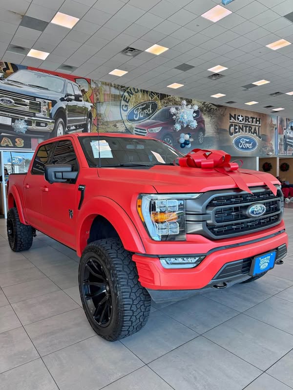 2023 Ford F-150 - XLT Pickup 4D 5 1\/2 ft