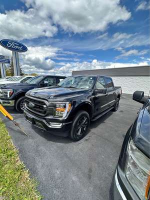 2022 Ford F150 SuperCrew Cab - XLT