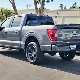 2023 Ford F-150 XLT 4WD 4 Door Crew Cab Truck
