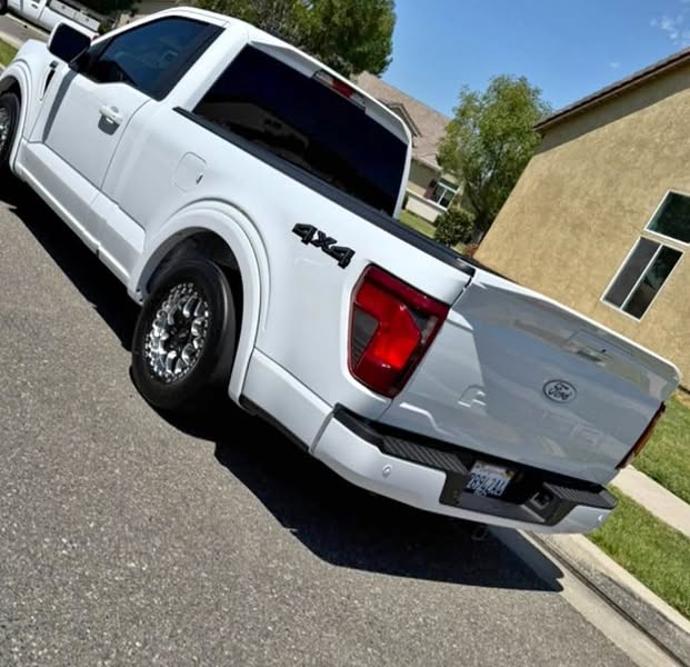 2024 Ford F-150 - XL Pickup 2D 6 1\/2 ft