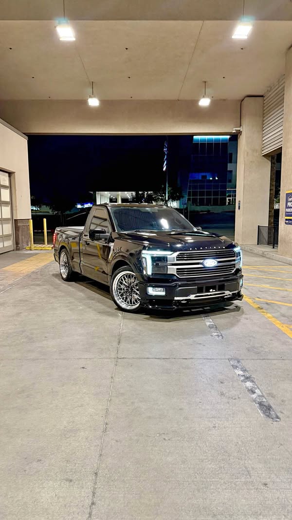 2021 Ford F150 Regular Cab - Xlt