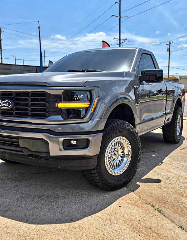 2024 Ford f150 v8 5.0 4x4 - Short bed