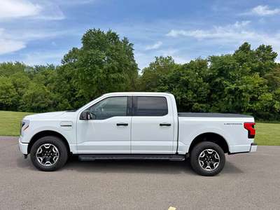 2022 Ford F150 Lightning - XLT Pickup 4D 5 1\/2 ft
