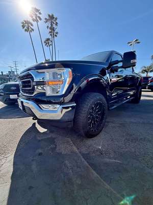 2022 Ford F150 SuperCrew Cab - Xlt