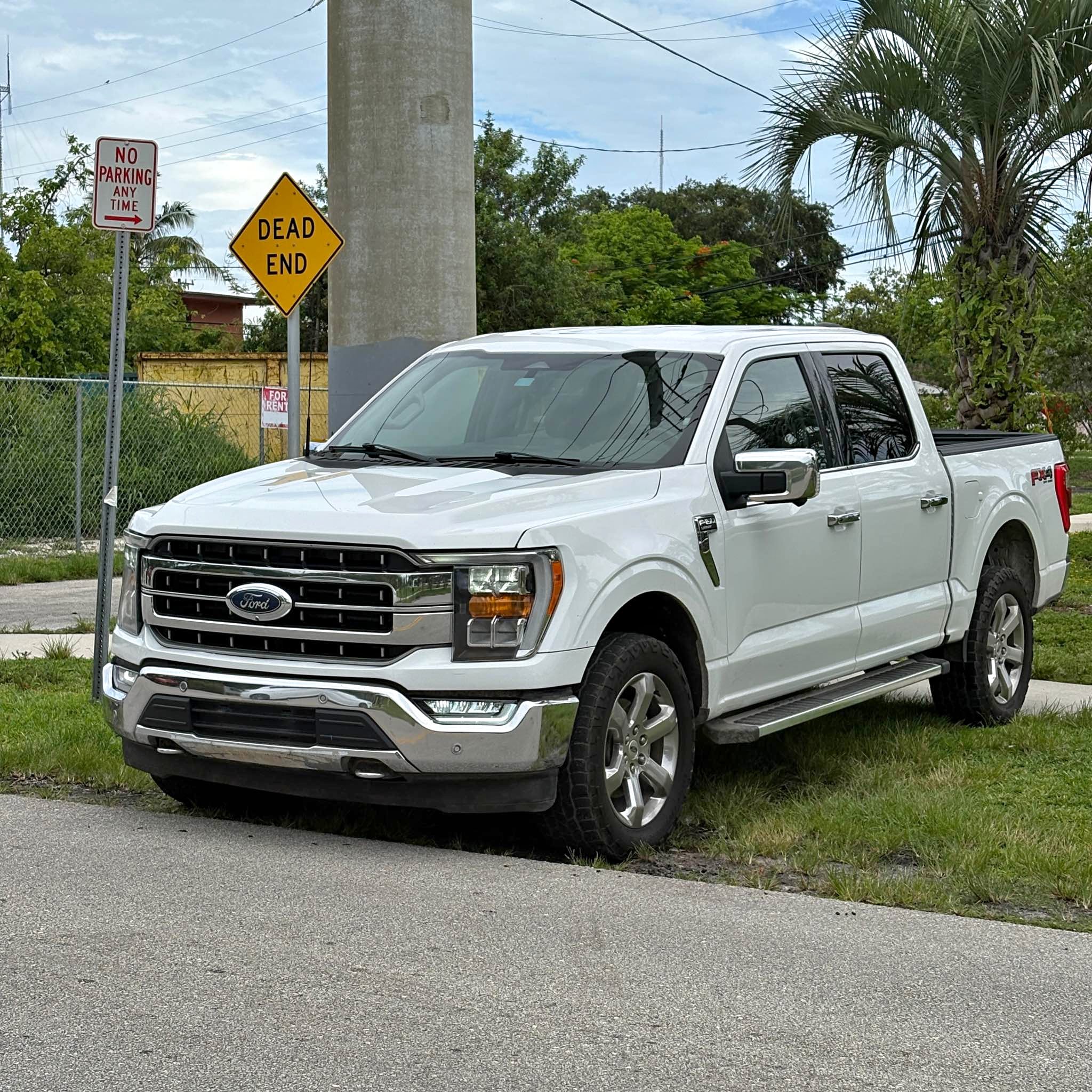 2023 Ford F150 SuperCrew Cab - Lariat
