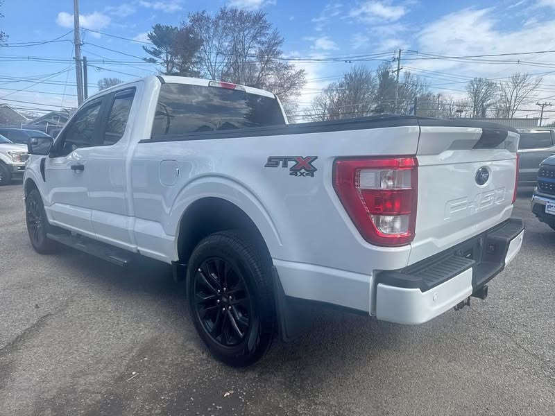 2023 Ford f-150 4wd supercab 145 in stx