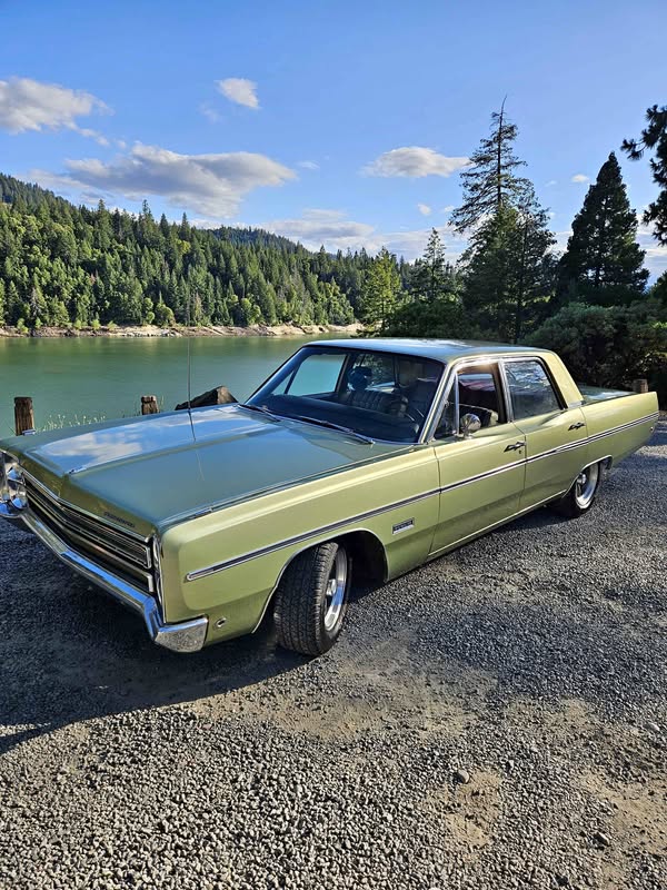 1968 Plymouth fury 3 - Green
