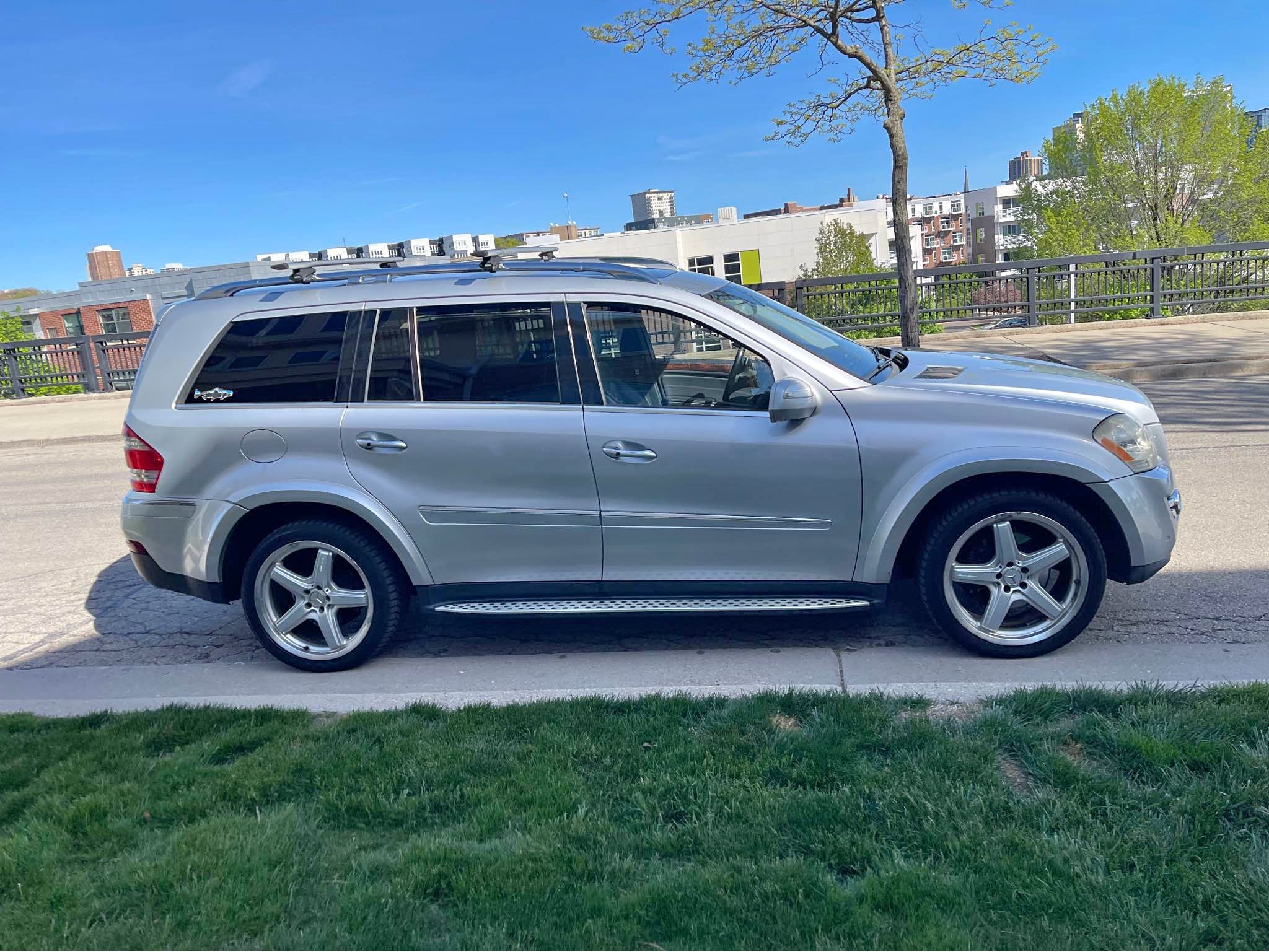 2011 Mercedes-Benz G-Class - G 550 4MATIC Sport Utility 4D