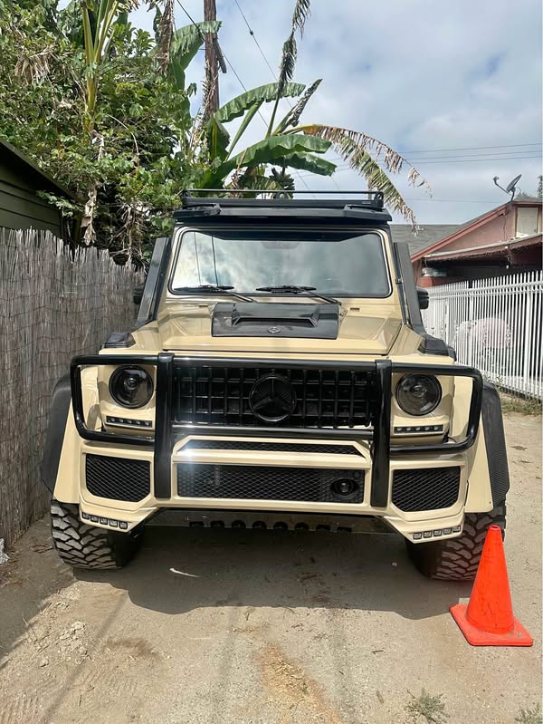 2004 Mercedes-Benz G-Class - G 500 Sport Utility 4D