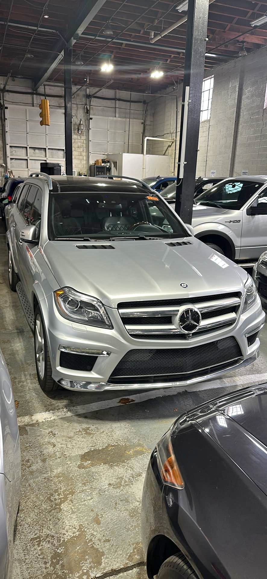 2015 Mercedes-Benz G-Class - G 550 4MATIC Sport Utility 4D