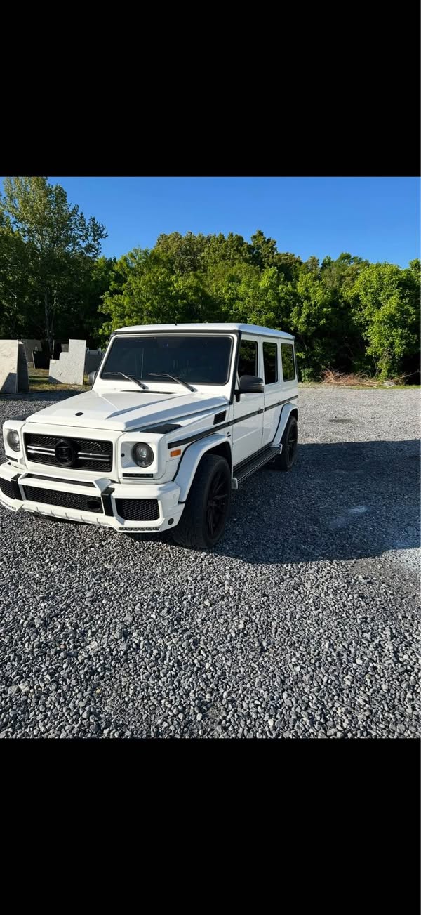 2015 Mercedes-Benz G-Class - G 63 AMG 4MATIC Sport Utility 4D