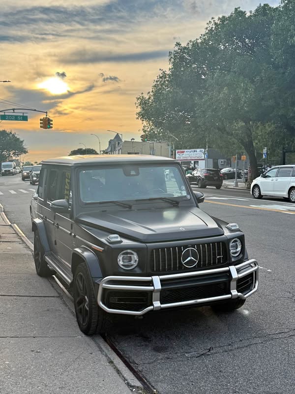2020 Mercedes-Benz G-Class - G 63 AMG 4MATIC Sport Utility 4D