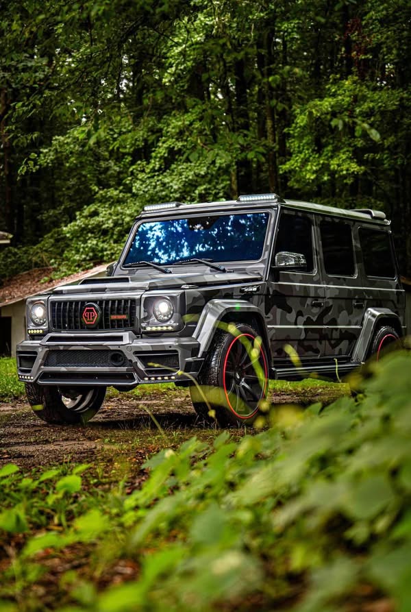 2015 Mercedes-Benz Mercedes-AMG G-Class - G 63 AMG Sport Utility 4D