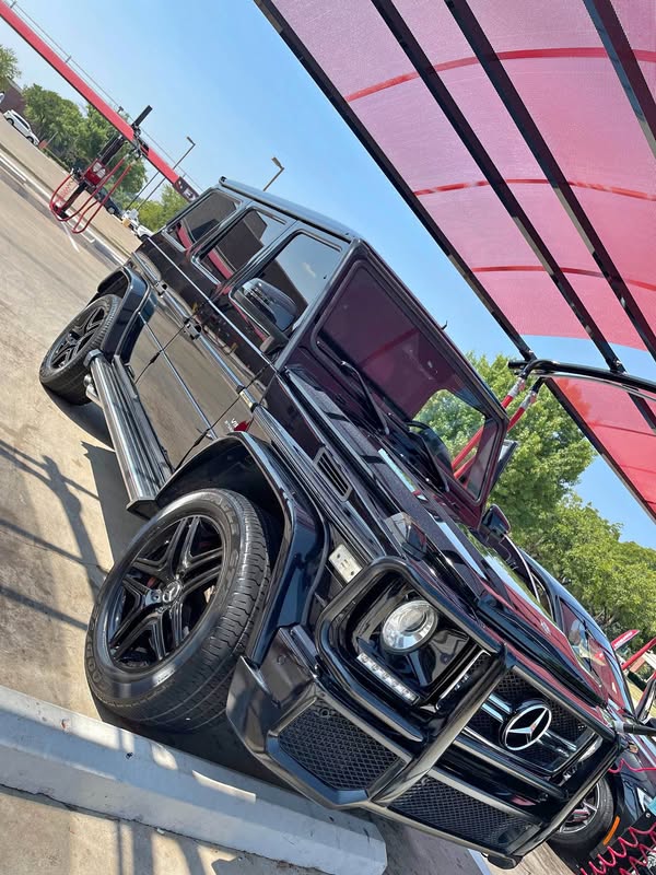 2013 Mercedes-Benz G-Class - G 63 AMG 4MATIC Sport Utility 4D