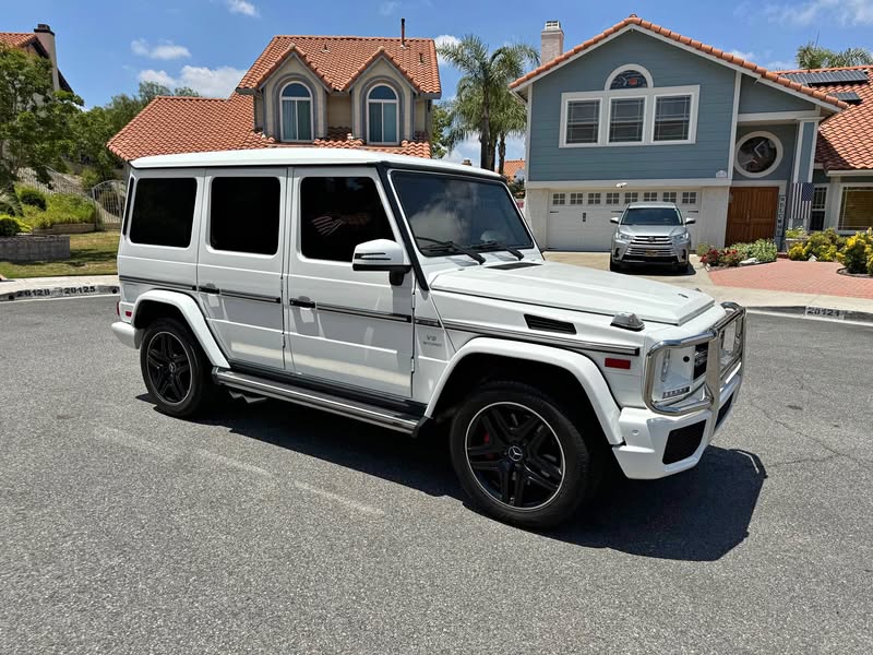 2018 Mercedes-Benz G-Class - G 63 AMG 4MATIC Sport Utility 4D