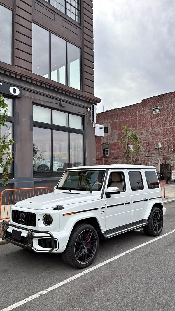 2025 Mercedes-Benz G-Class - G 63 AMG Sport Utility 4D