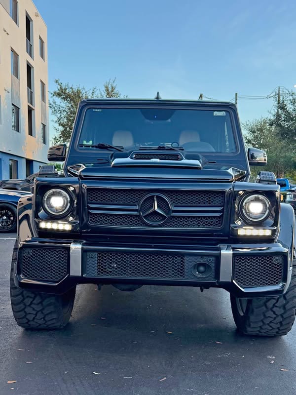2013 Mercedes-Benz Mercedes-AMG G-Class - G 63 AMG 4x4^2 Sport Utility 4D
