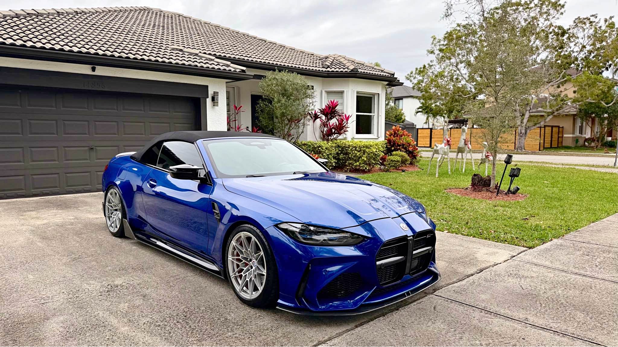 2022 BMW M4 - Competition xDrive Convertible Coupe 2D