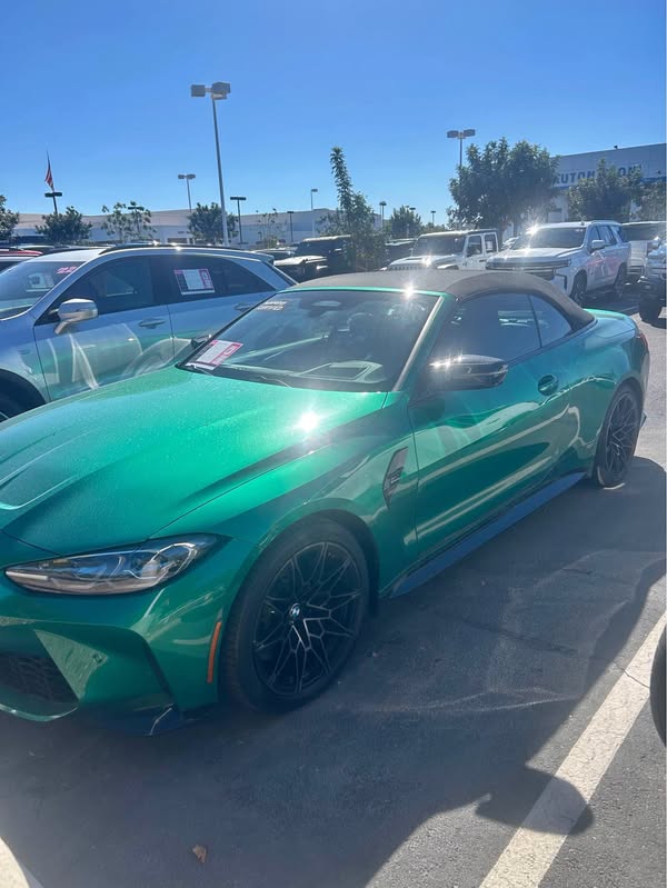 2022 BMW M4 - Competition xDrive Convertible 2D
