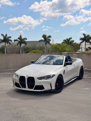2022 BMW M4 - Competition xDrive Convertible Coupe 2D