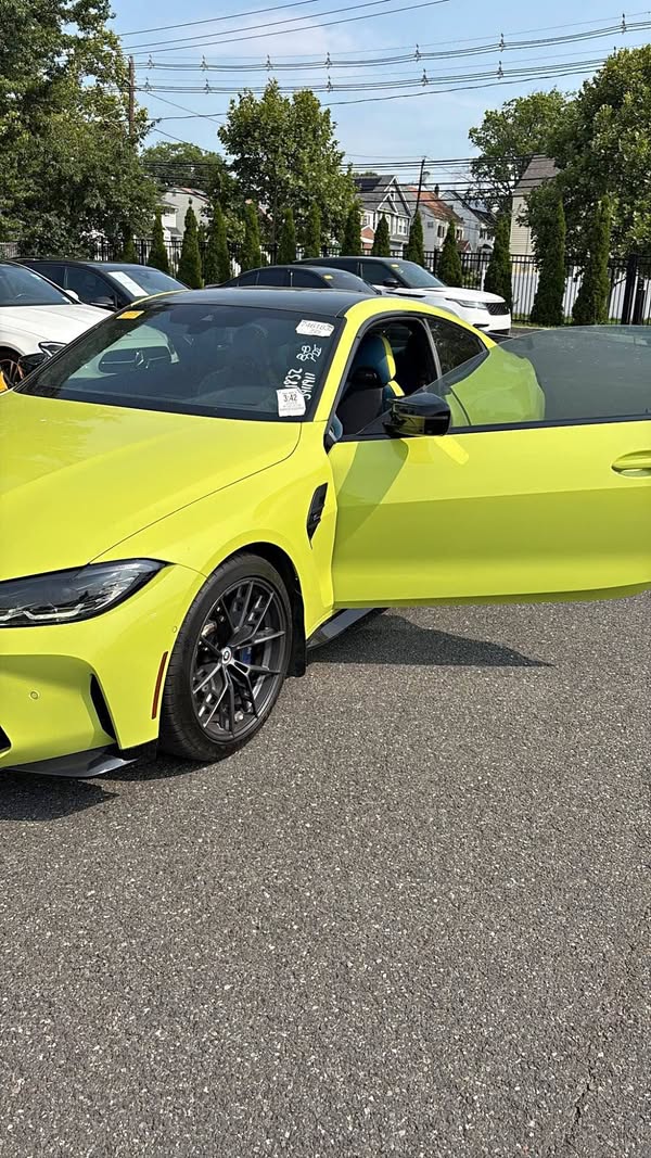 2023 BMW M4