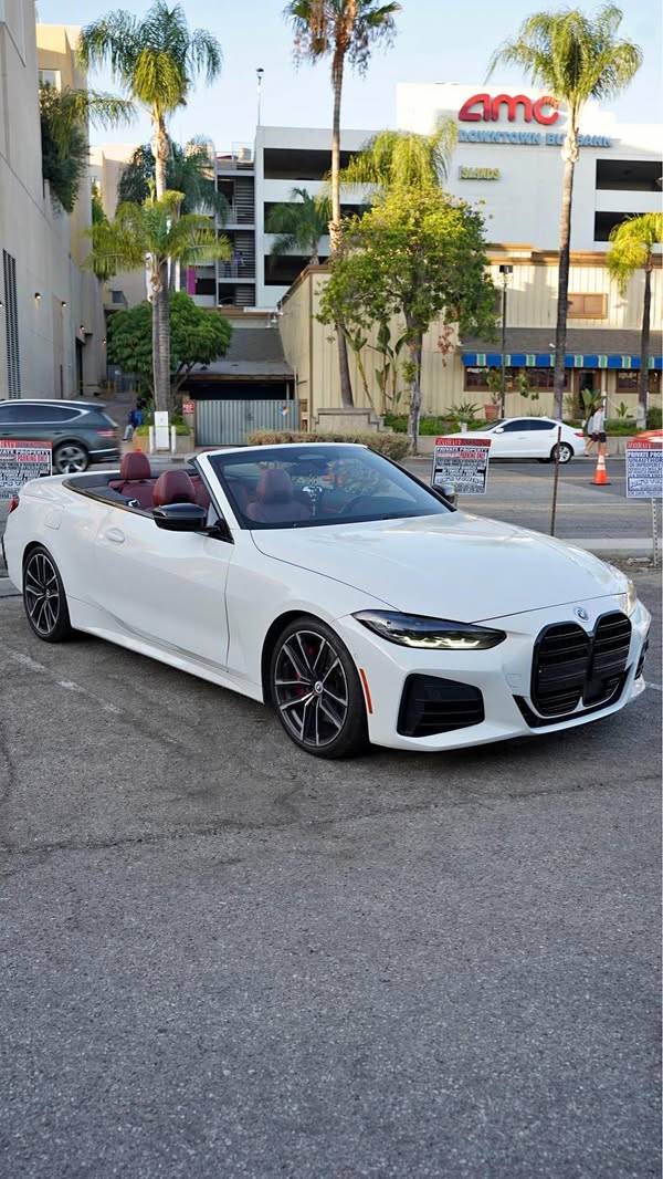 2023 BMW M4 - Convertible 2D