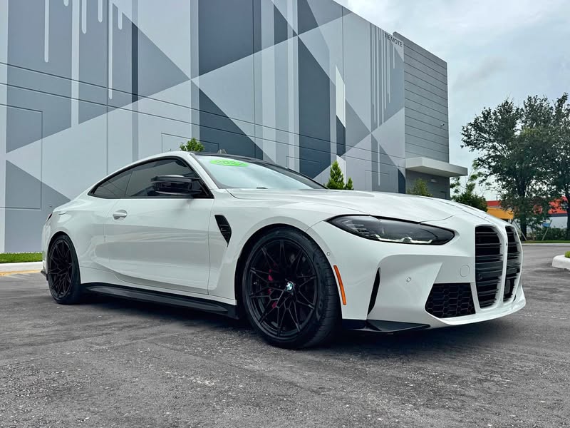 2022 BMW M4 - Coupe 2D