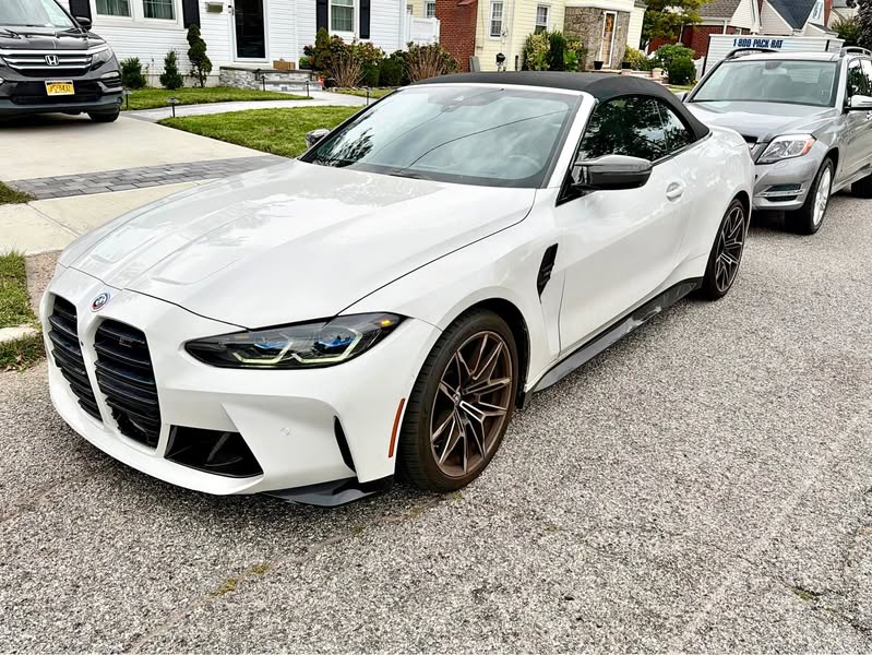 2022 BMW M4 - Competition xDrive Convertible Coupe 2D