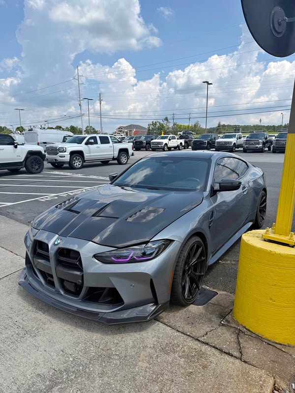 2022 BMW M4 - Competition xDrive Coupe 2D