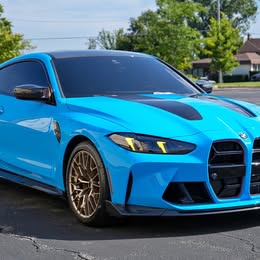 2025 BMW M4 CS