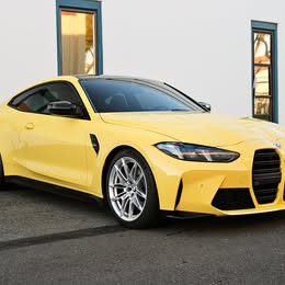 2025 BMW M4 - Coupe 2D