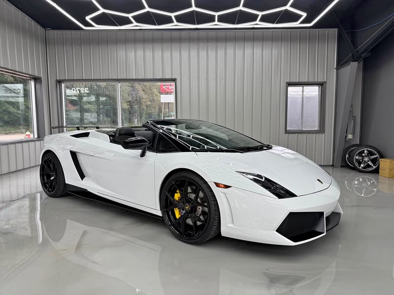 2012 Lamborghini Gallardo - LP 550-2 Spyder Convertible 2D
