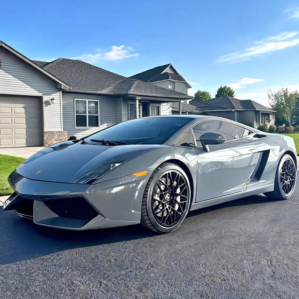 2012 Lamborghini Gallardo LP550-2 \u2014 105k Miles