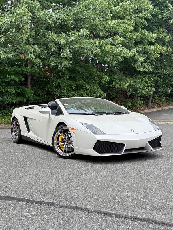2013 Lamborghini Gallardo - LP 550-2 Spyder Convertible 2D