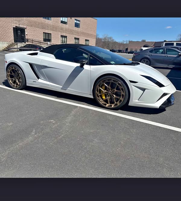2013 Lamborghini Gallardo  CLEAN NO ACCIDENTS ONLY 24K MILES!!
