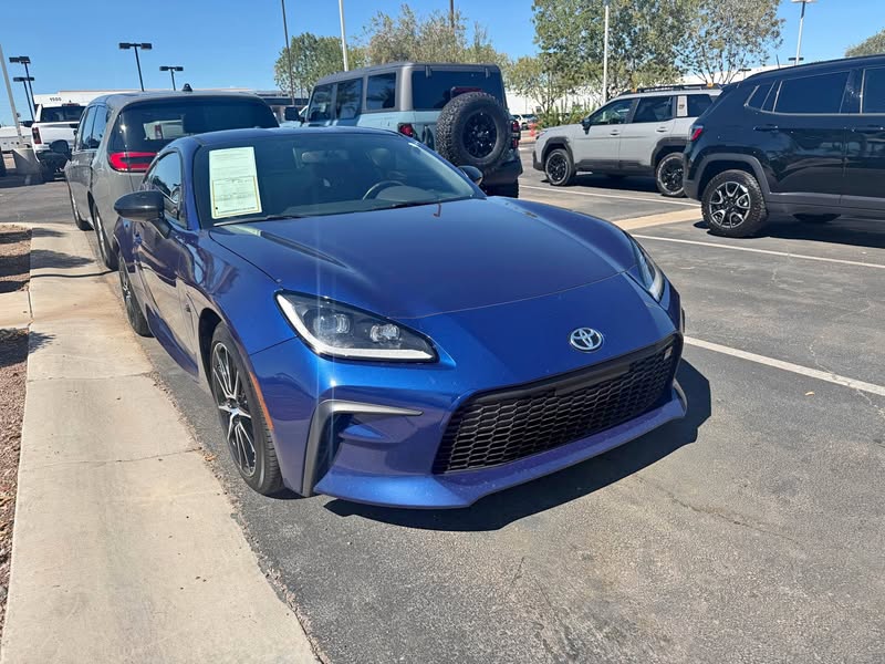 2023 Toyota GR86 - Base